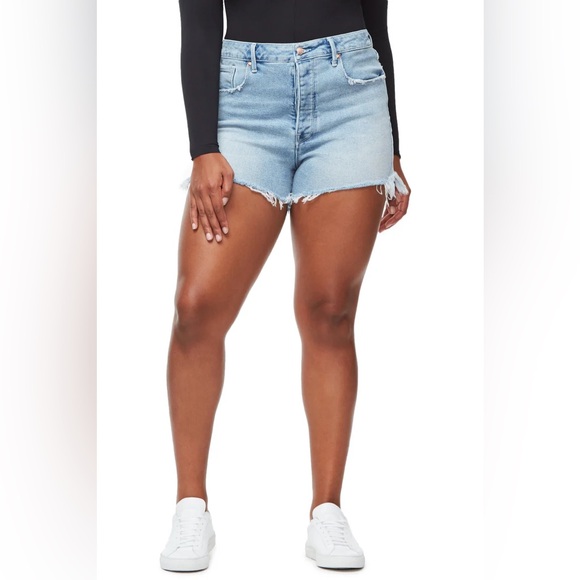 Good American Pants - Good American Bombshell High-Waisted Asymmetric Pocket Light Wash Denim Shorts